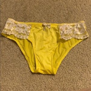 Victoria’s Secret Very Sexy bikini panty